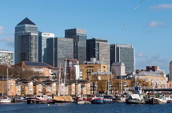 Stazione Metro Canary Wharf